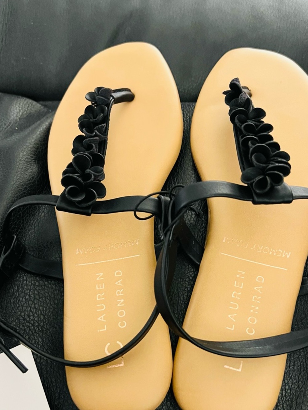 LC Lauren Conrad Thala Women's Flower T-Strap Sandals NWT